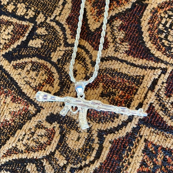 Sterling silver AK 47 machine Gun pendant - Picture 6 of 12